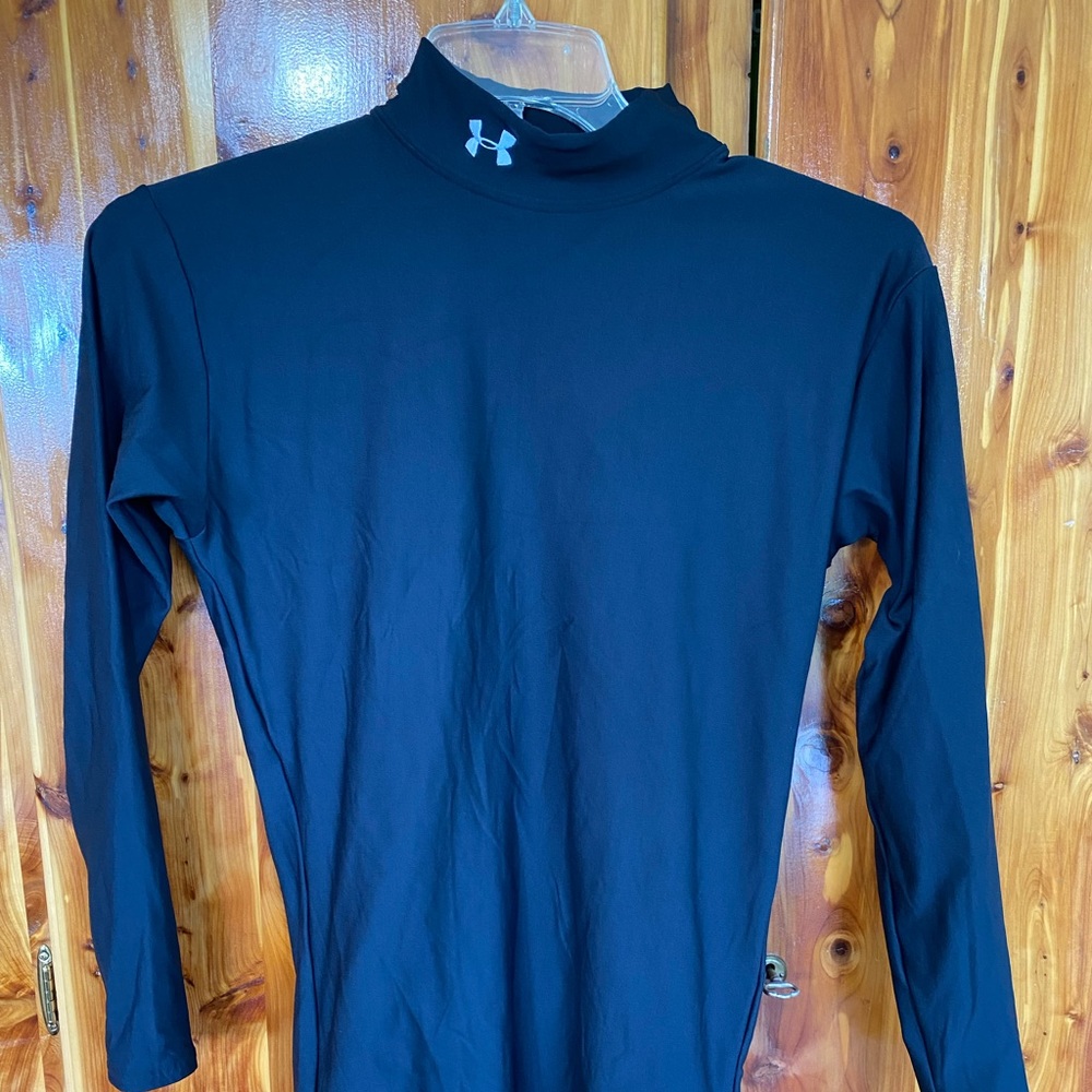 Under Amour Cold-gear compression shirt - size large